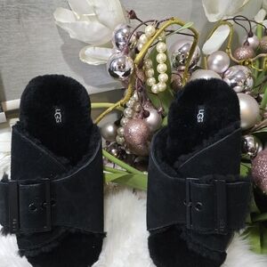 UGG BLACK OUTSLIDE BUCKLE SUEDE/ SHEEPSKIN SLIPPER Women SANDALS Size7 New